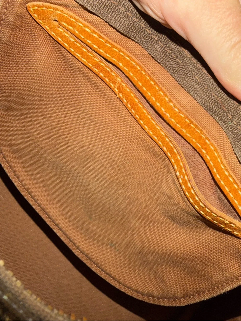 Louis Vuitton Speedy 25